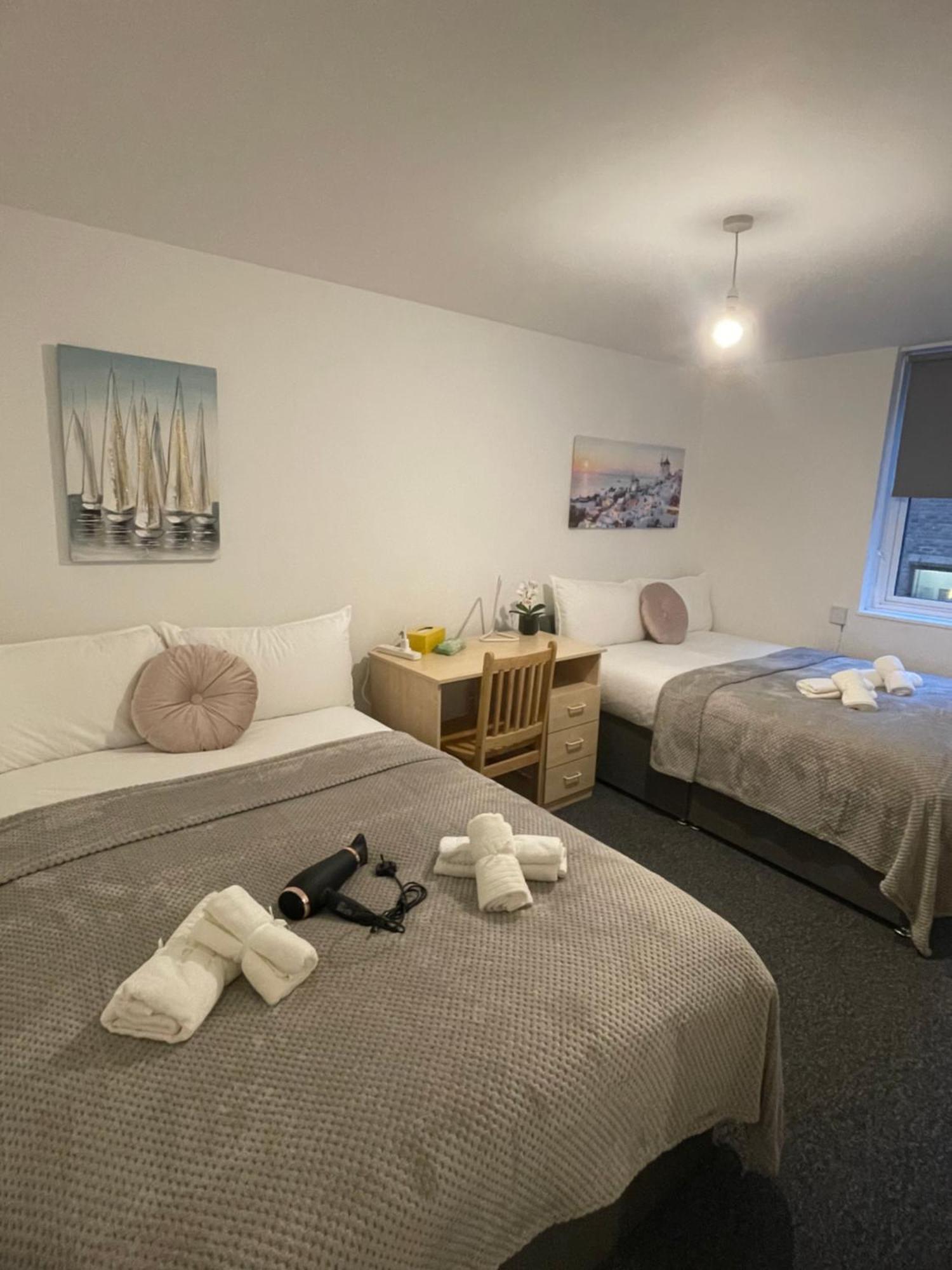 Lovely Triple And Quadruple Rooms In Euston & Square In Central Londen Buitenkant foto