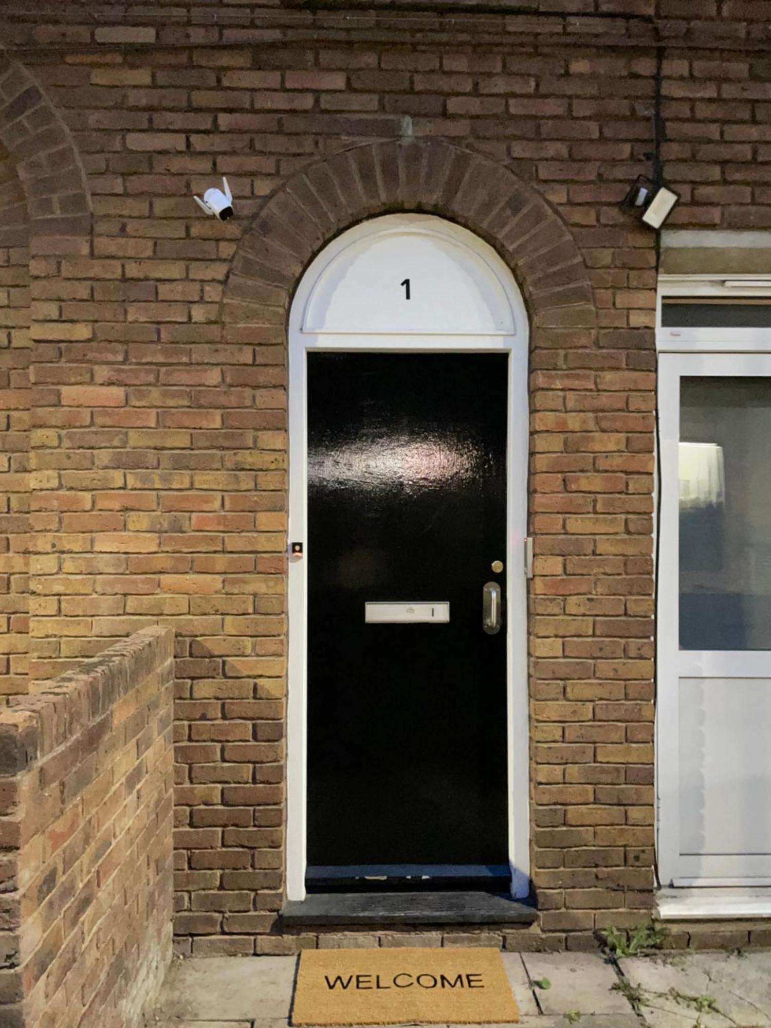 Lovely Triple And Quadruple Rooms In Euston & Square In Central Londen Buitenkant foto